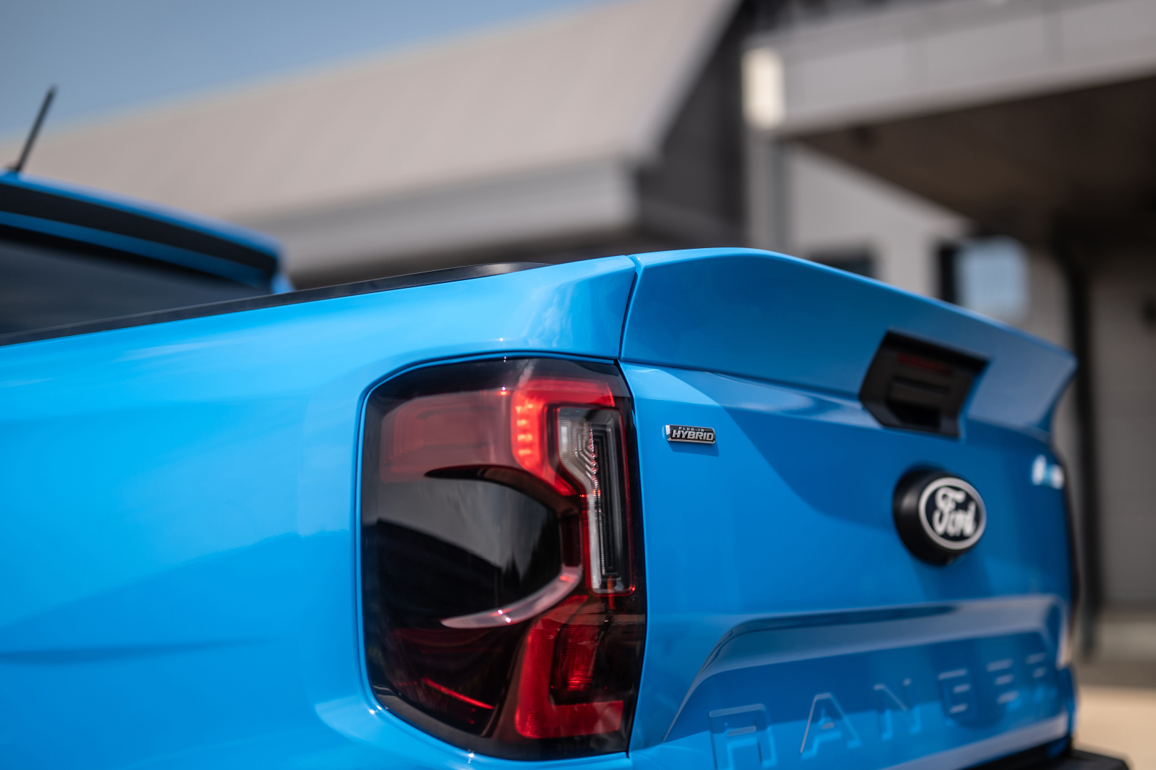 SMALL_Ford_RangerMS-RT PHEV_09